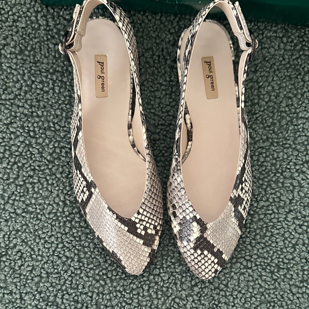 Paul Green Snake Print Slingback Flats - Picture 3 of 9